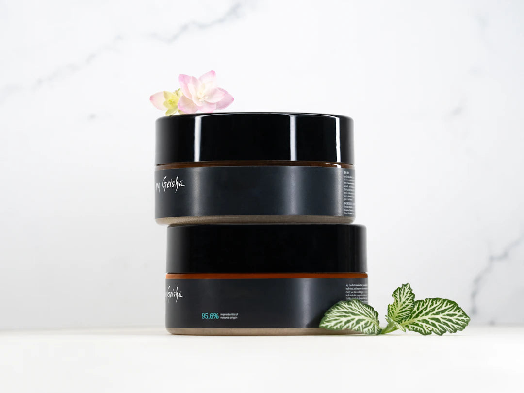 Glowing Naturally Radiant Skin with Natural Ingredients